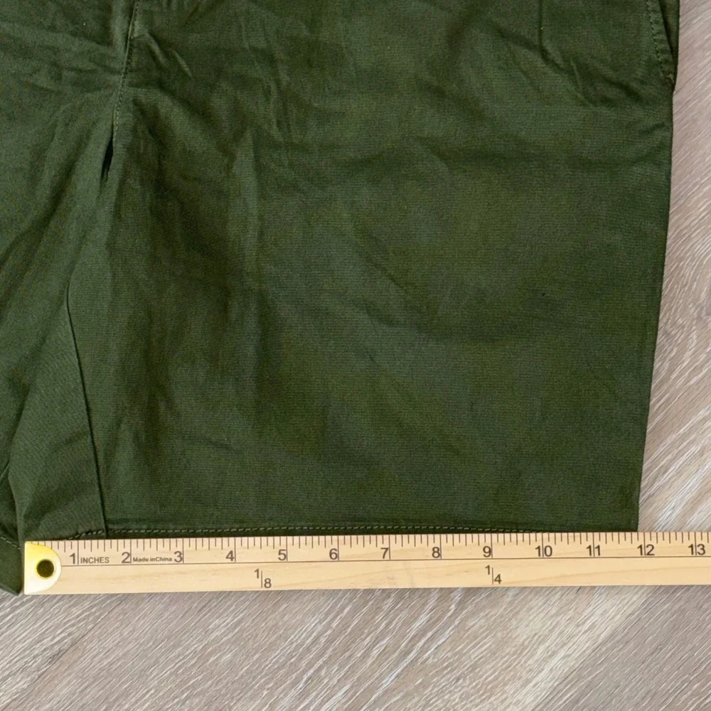 Old Navy Ultimate Slim Built-In Flex Chino Shorts Mens 36 Olive Green 8